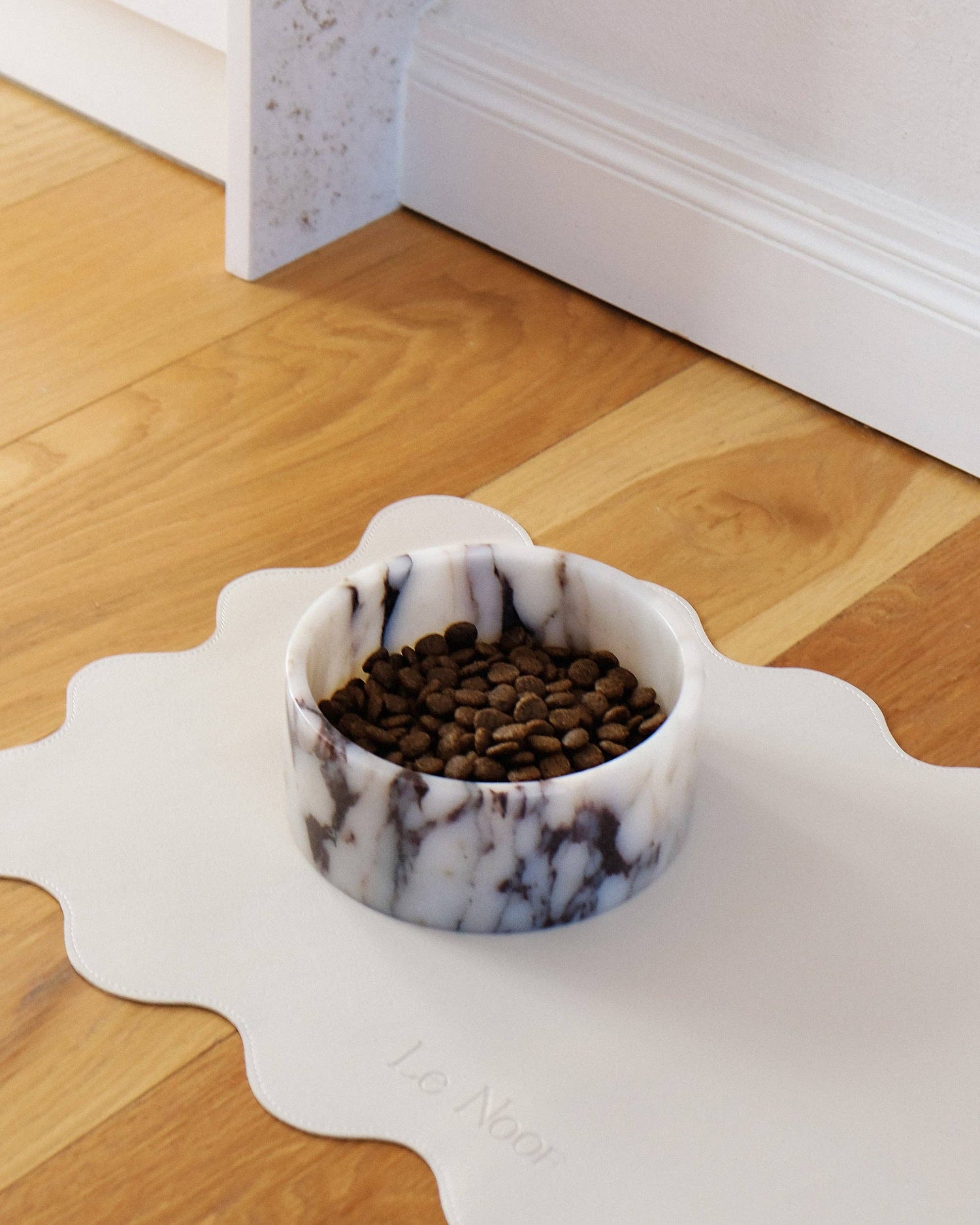 Calacatta Viola Marble Dog Bowl