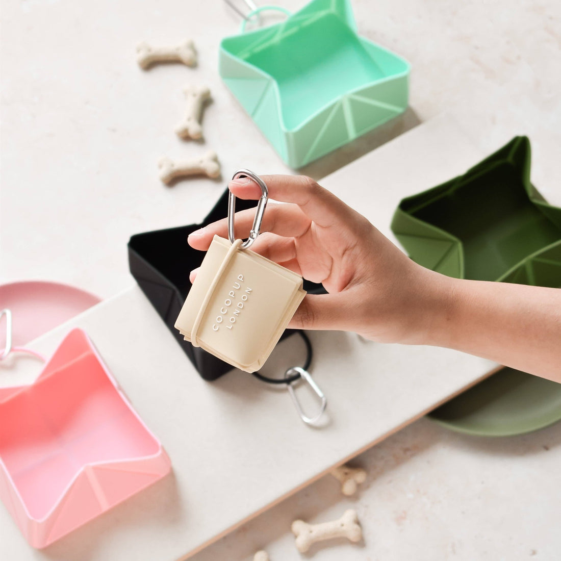Foldable Travel Bowl - Beige - THE BOXER