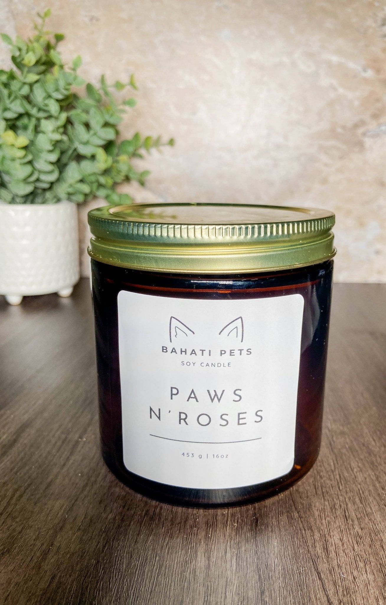 Paws N Roses - 4/8/16 oz Soy Candle - THE BOXER